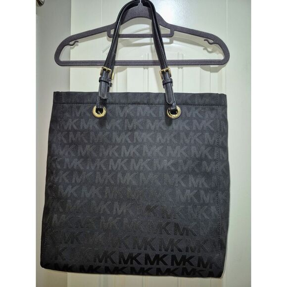 Michael Kors Black Leather Monogram Jet Set Grab Shoulder Tote Bag - Picture 1 of 10